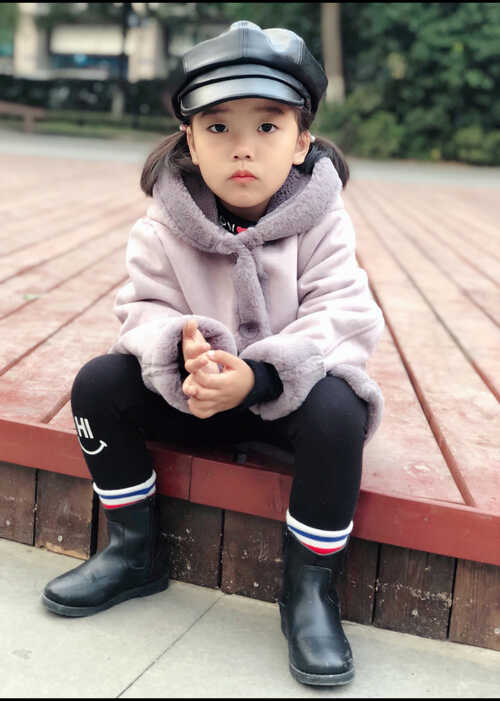 模特-