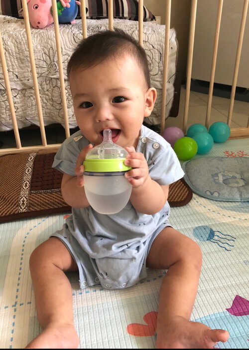 模特-