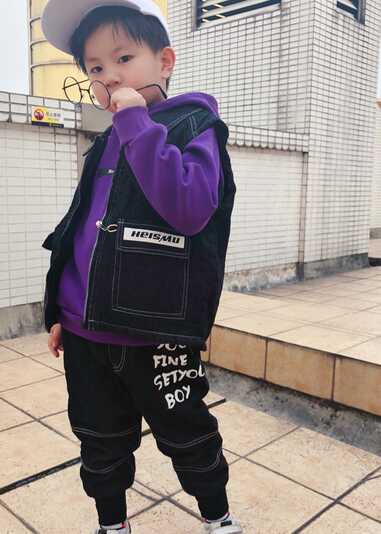 模特-