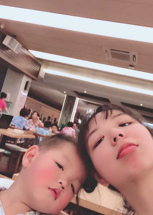模特-