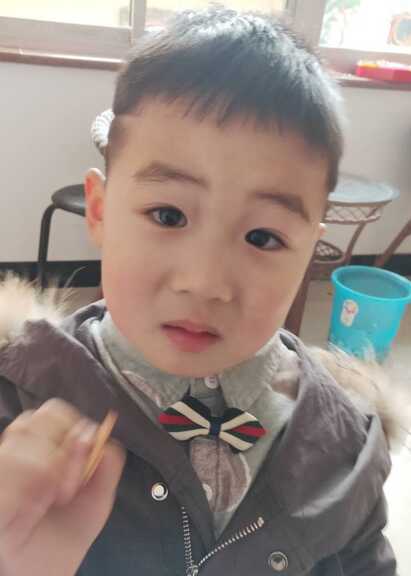 模特-