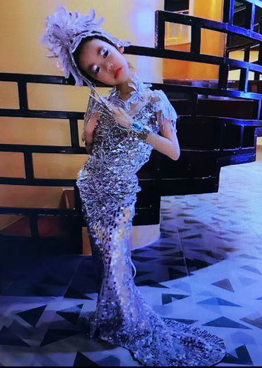模特-