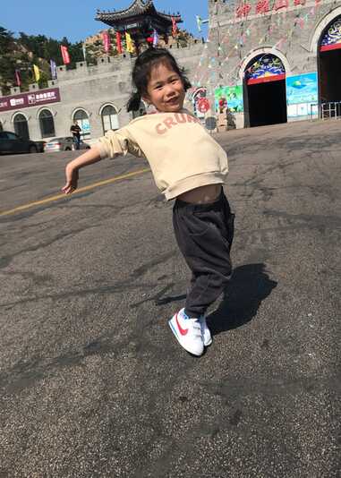 模特-
