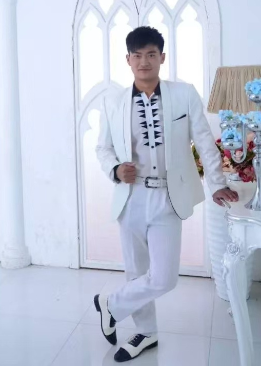 模特-