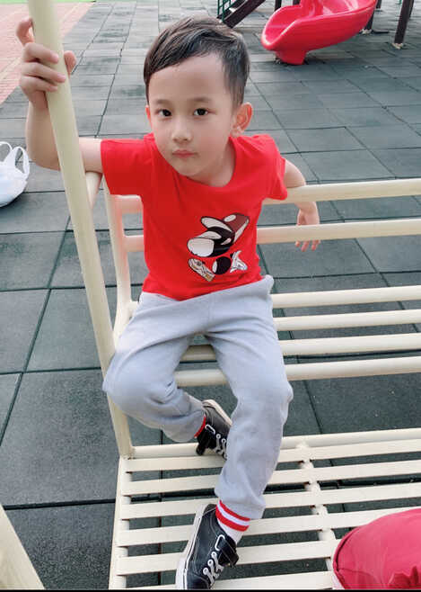 模特-