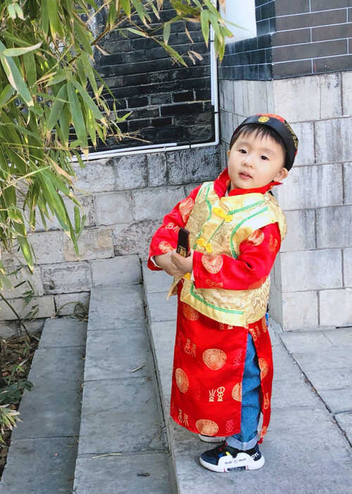 模特-