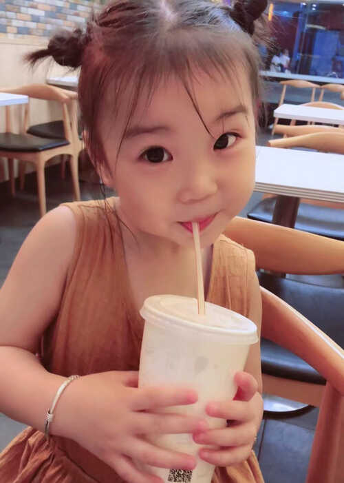 模特-