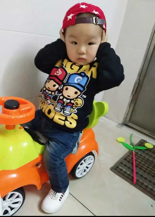 模特-