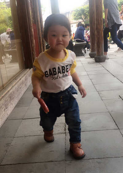 模特-