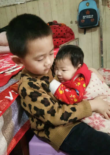 模特-