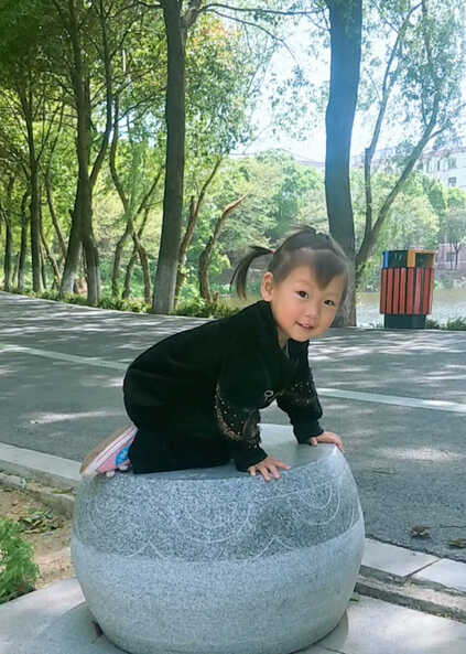 模特-