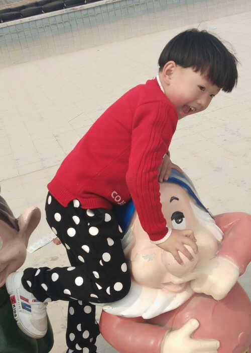 模特-