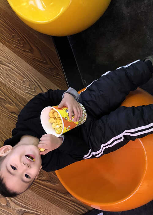 模特-