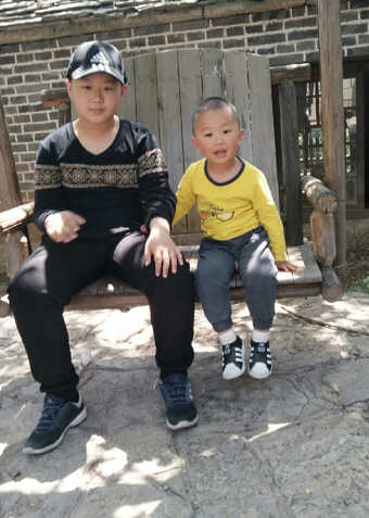 模特-
