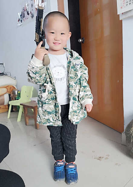 模特-
