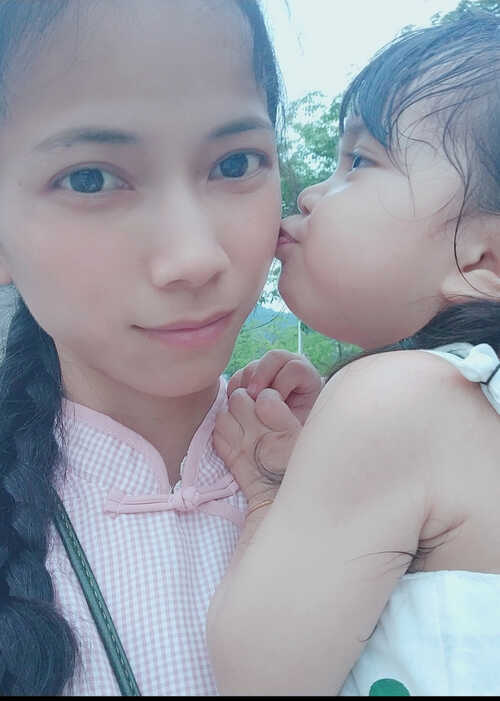 模特-
