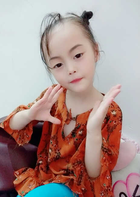 模特-