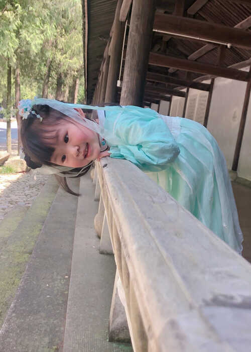 模特-