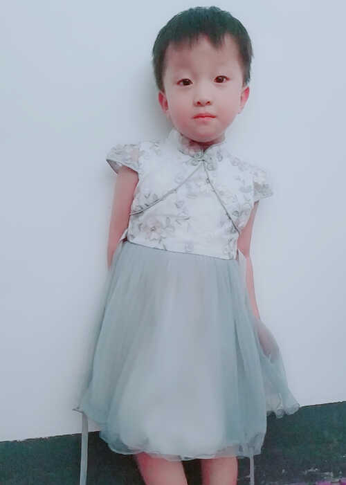 模特-