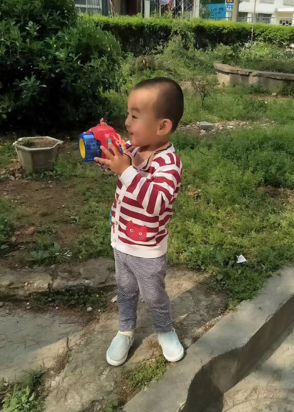 模特-