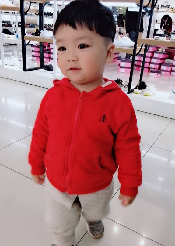 模特-