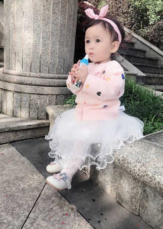 模特-