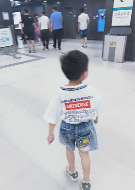 模特-