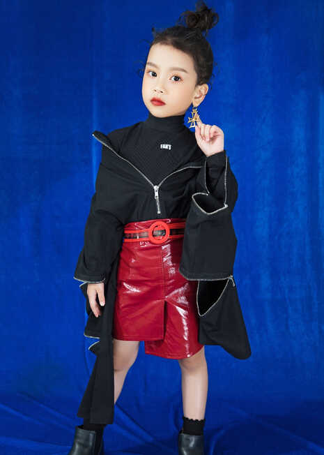 模特-