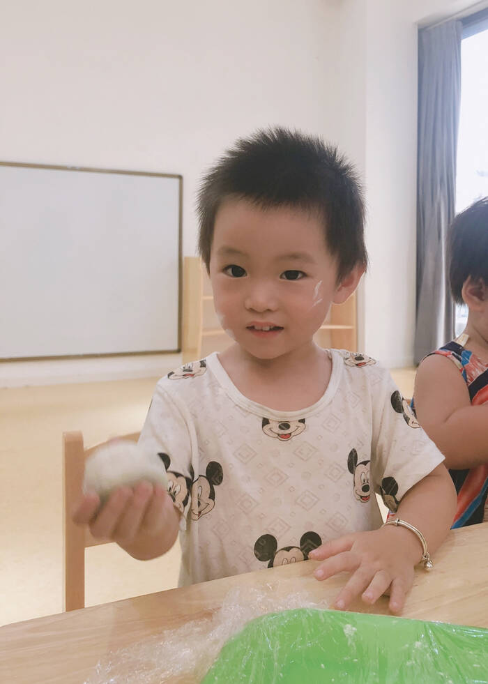模特-