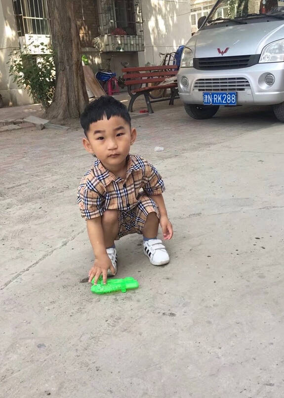 模特-