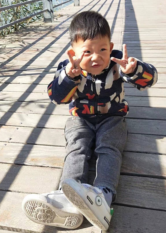 模特-
