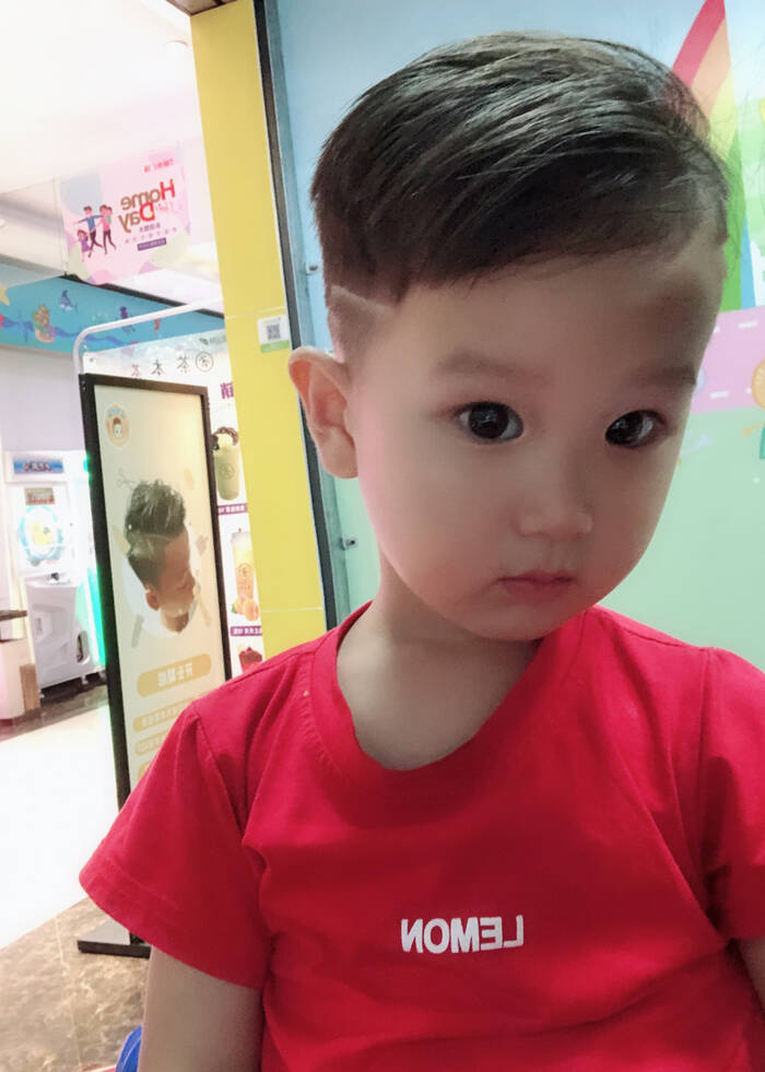 模特-
