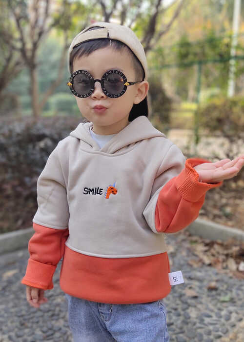 模特-