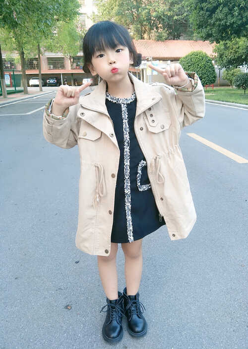 模特-