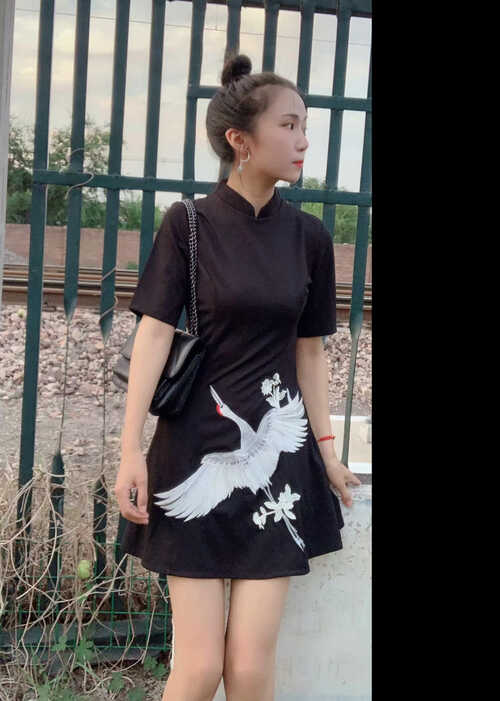 模特-