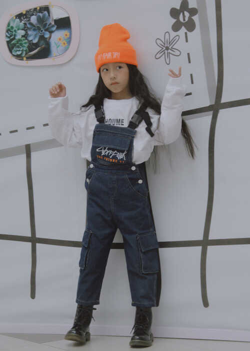 模特-