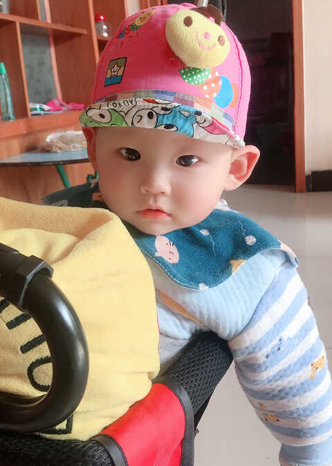 模特-