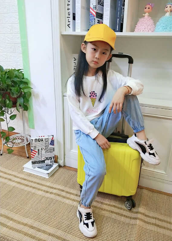 模特-