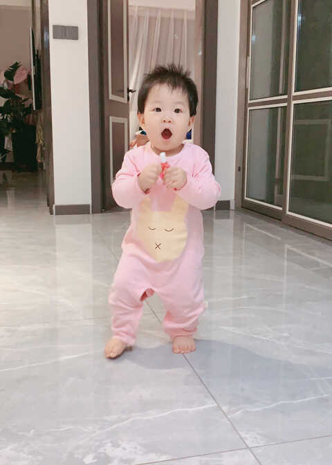 模特-