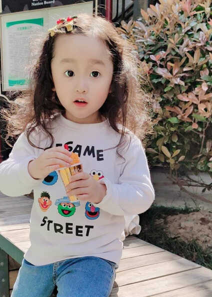模特-
