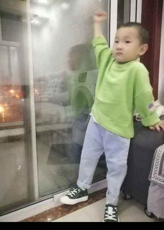 模特-