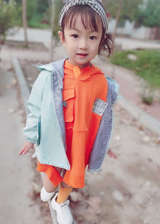模特-