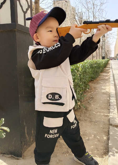 模特-