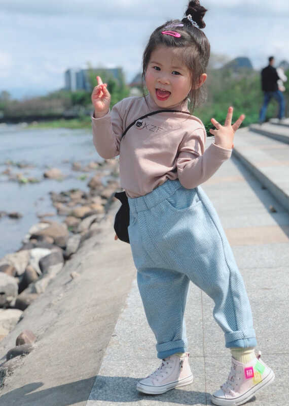 模特-