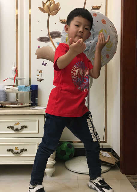 模特-