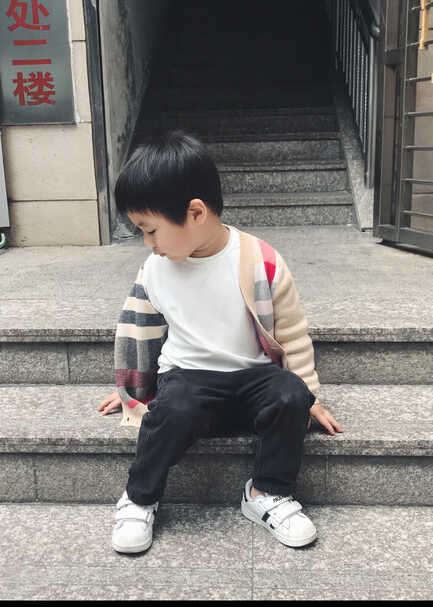 模特-