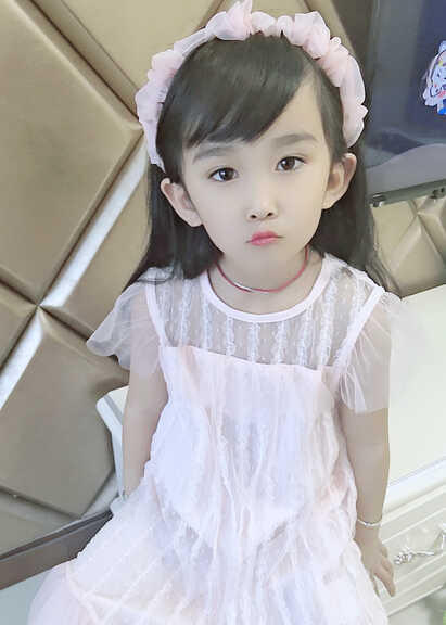 模特-