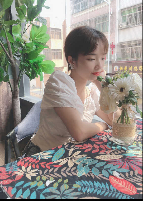 模特-