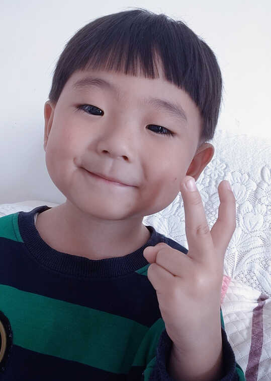 模特-