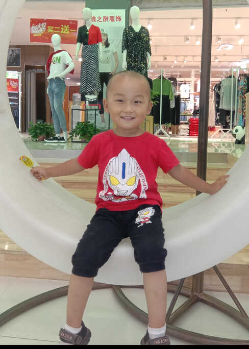 模特-